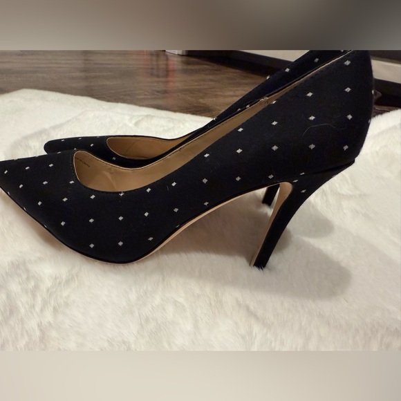 White House Black Market Black Polka Dot Heels - Picture 3 of 4